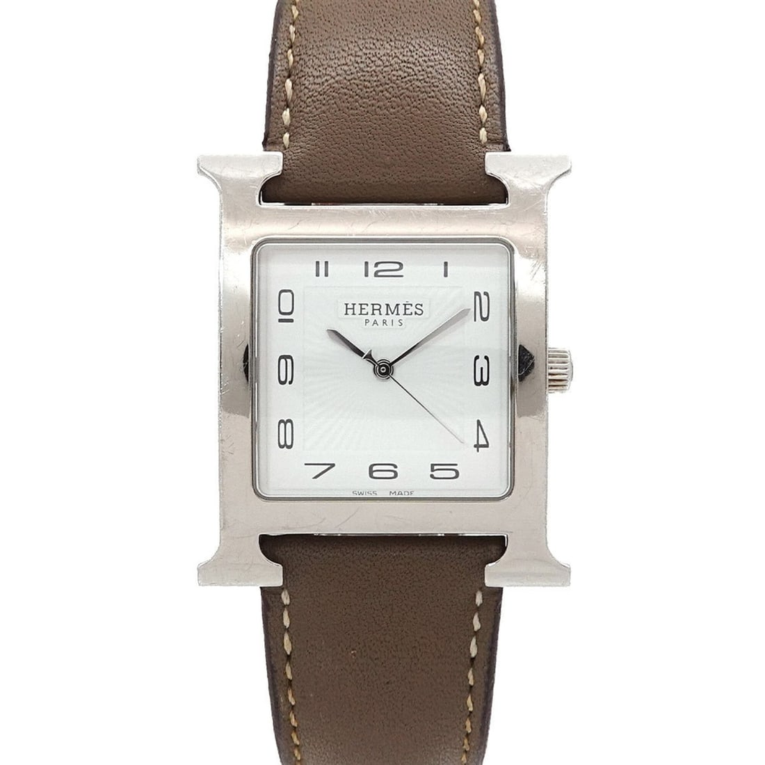 Hermes H-Watch HH1 810 Men's Watch Date White Gray Quartz H: --- Catalog ---Category: SizeWrist Size: 15.5cm - 18cm / 6.1'' - 7.08''Case Diameter: 21mm / 0.83''Category: DesignType: WristwatchGender: MenColor (Dial): WhiteMaterial (Band): LeatherMaterial (Case)