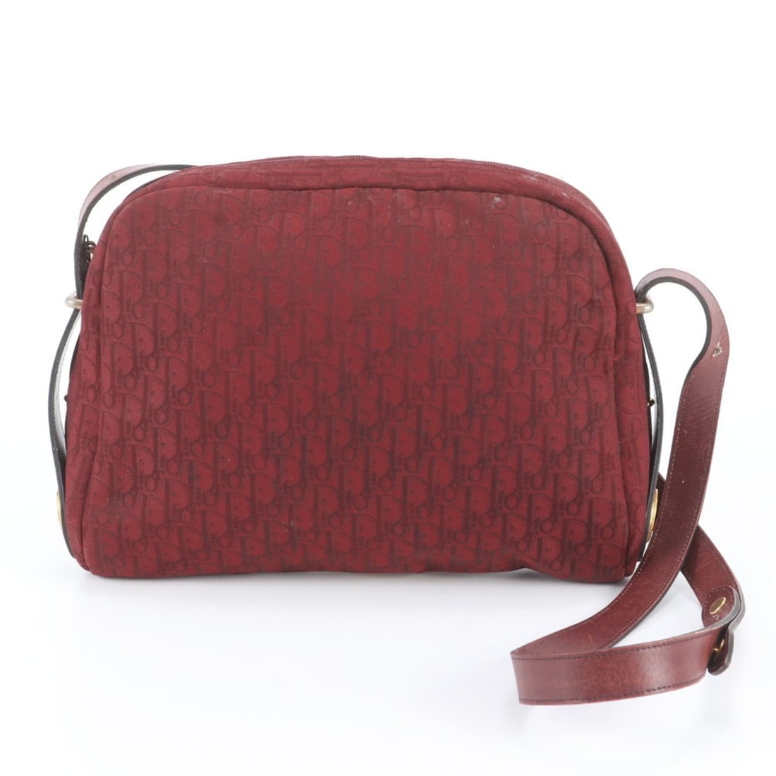 Christian Dior Trotter Leather 2-Way Shoulder Bag Crossbody for Women: --- Catalog ---Category: SizeSize (HxWxD): 20cm x 26cm x 6cm / 7.87'' x 10.23'' x 2.36''Category: DesignType: Crossbody bag, Shoulder bagColor: Red color, WineGender: WomenMaterial: Leather , Canvas C