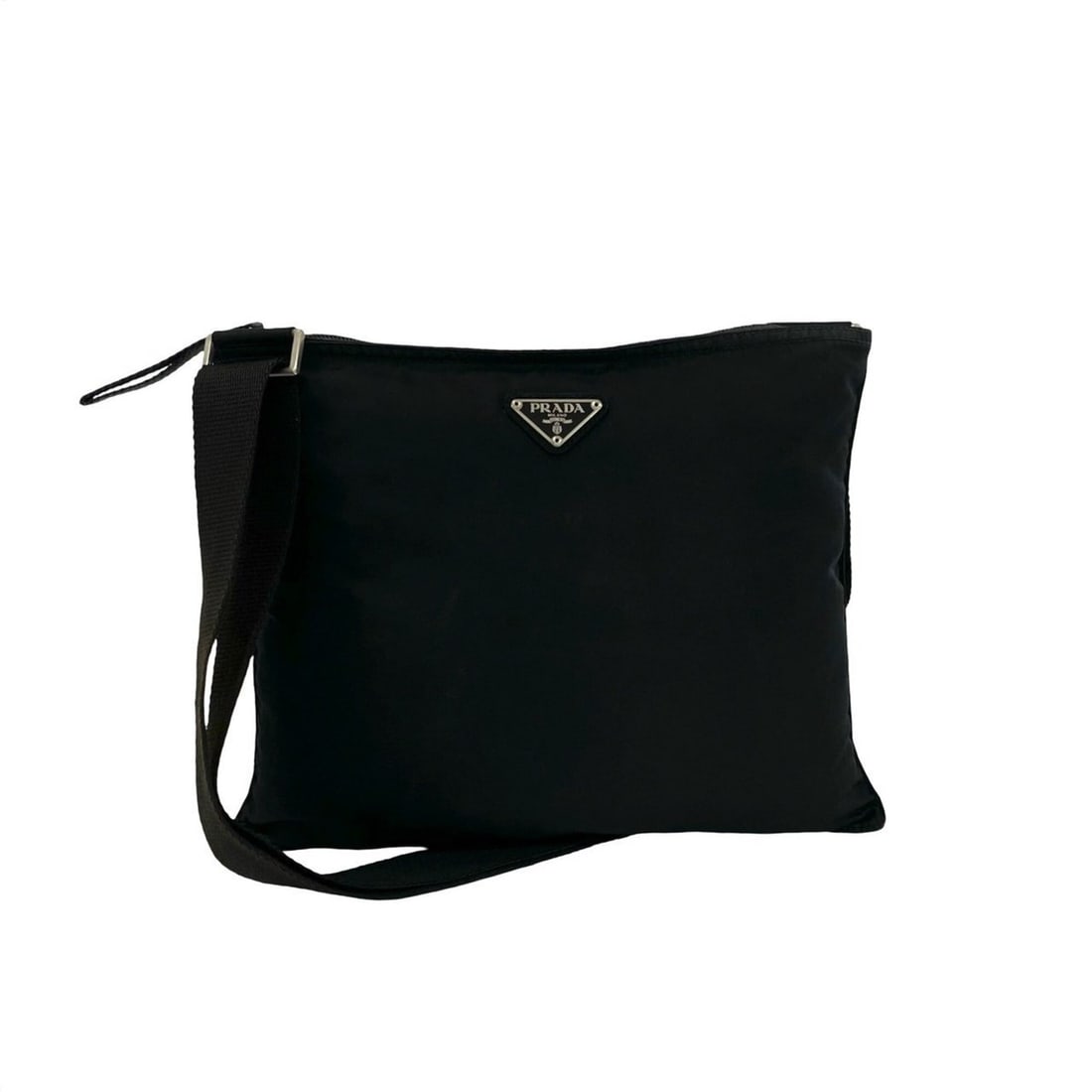 PRADA Prada Triangle Logo Hardware Tessuto Nylon Shoulder Bag Sacoche Pouch Black 49159: --- Catalog ---Category: SizeSize (HxWxD): 26cm x 32cm / 10.23'' x 12.59''Category: DesignType: Pochette, Shoulder bagColor: BlackGender: WomenMaterial: Nylon Category: GeneralBrand: Prada--- Item Lis