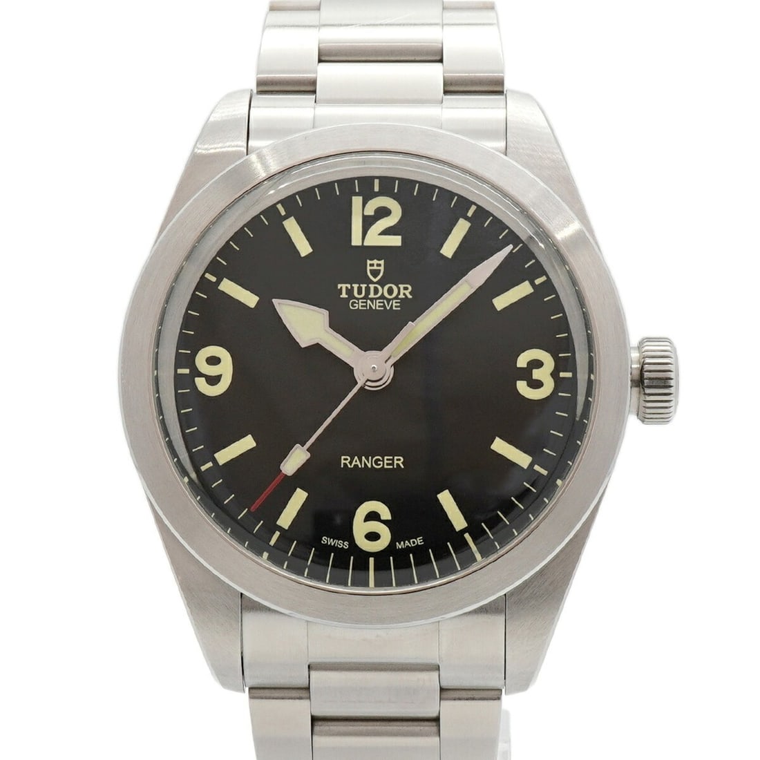 Tudor Ranger 79950 Black Dial Men's Watch: --- Catalog ---Category: SizeWrist Size: 17cm / 6.69''Case Diameter: 39mm / 1.54''Category: DesignType: WristwatchGender: MenColor (Dial): BlackMaterial (Band): Stainless steelCategory: GeneralMPN: 79