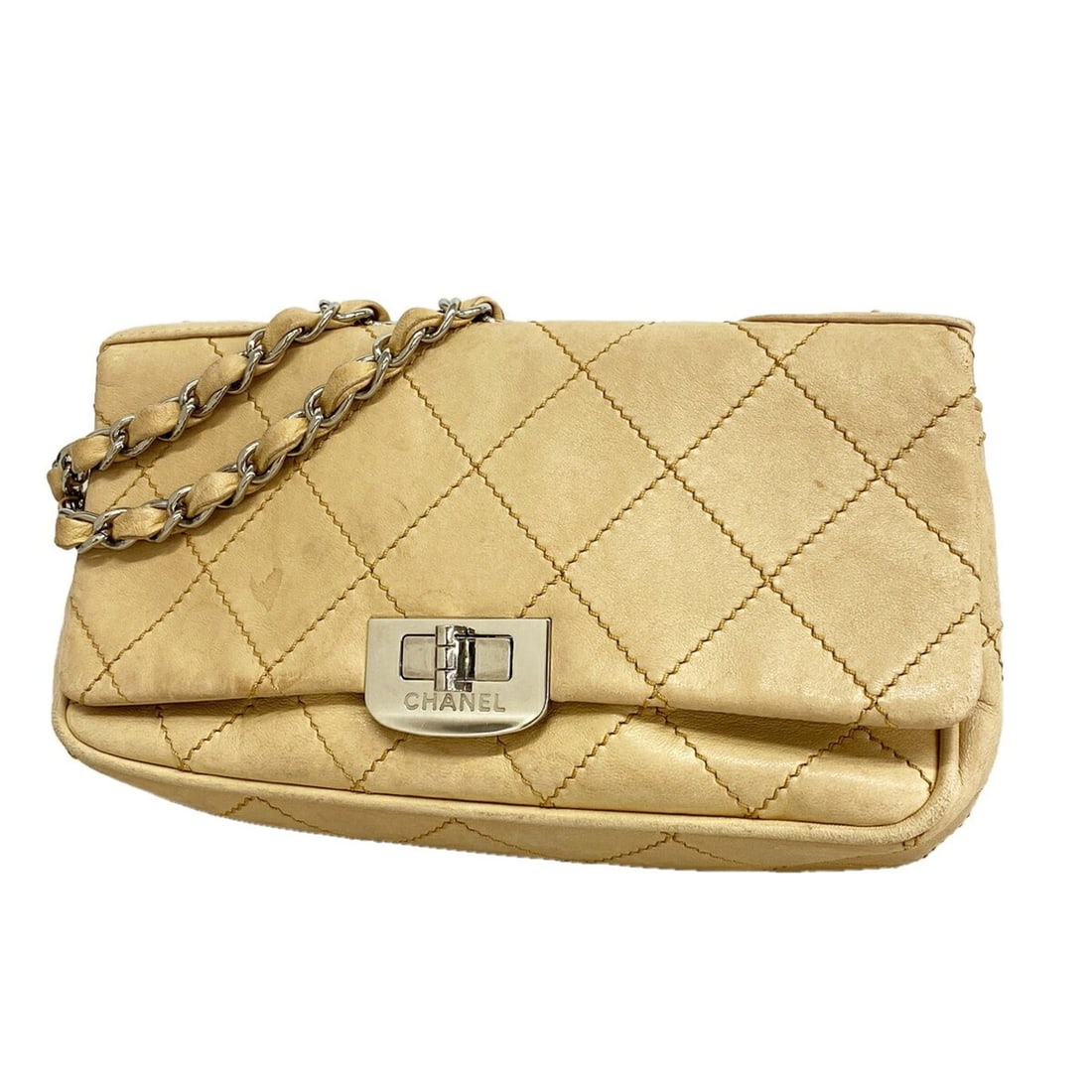 Chanel Shoulder Bag, Wild Stitch, Double Chain, Lambskin, Beige, Women's: --- Catalog ---Category: SizeSize (HxWxD): 16.5cm x 26cm x 6.5cm / 6.49'' x 10.23'' x 2.55''Category: DesignType: Shoulder bagColor: BeigeGender: WomenMaterial: Leather Hardware Color: SilverLeather/F