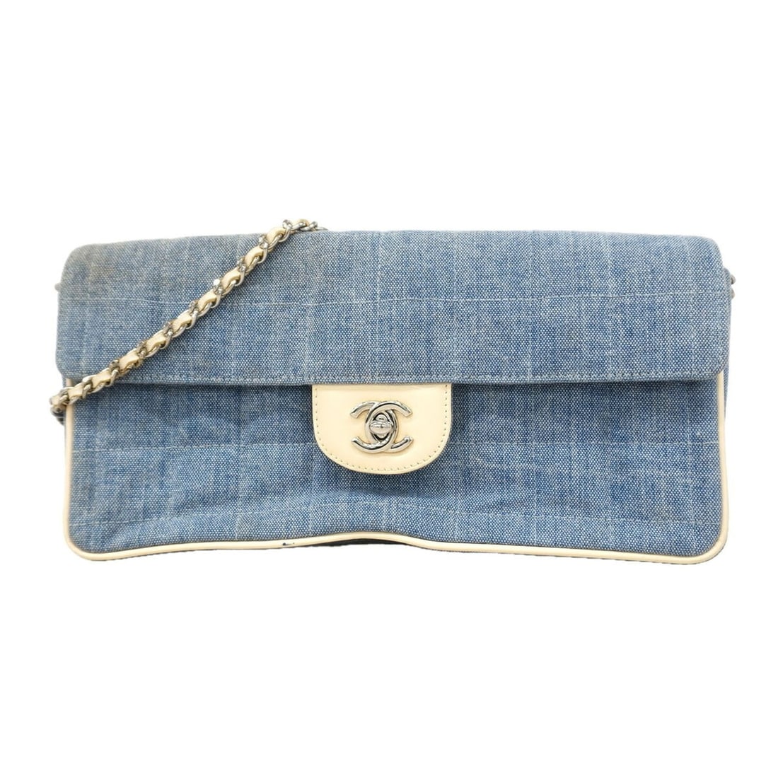 Chanel Chocolate Bar Chain Shoulder Bag, Denim Blue, Women's: --- Catalog ---Category: SizeSize (HxWxD): 13.5cm x 26cm x 4.5cm / 5.31'' x 10.23'' x 1.77''Category: DesignType: Shoulder bagColor: BlueGender: WomenMaterial: Denim Hardware Color: SilverCategory: Ge