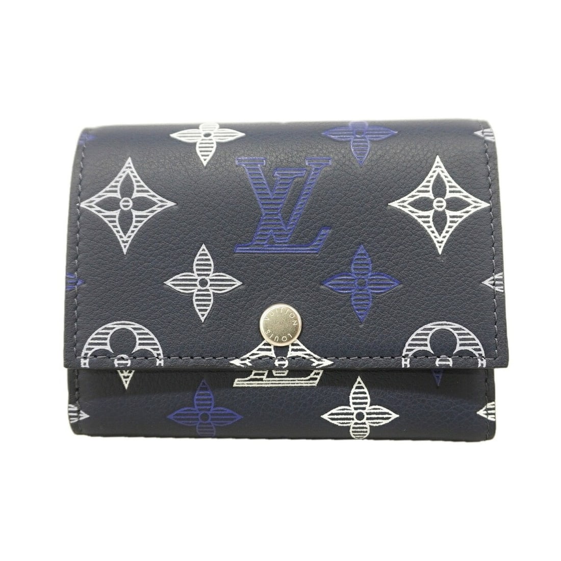 Louis Vuitton Tri-fold Wallet Monogram Shadow Victor M29130 Navy Blue Men's: --- Catalog ---Category: SizeSize (HxWxD): 8.5cm x 11cm x 2.5cm / 3.34'' x 4.33'' x 0.98''Category: DesignType: Wallet (tri-fold)Color: NavyGender: MenCategory: GeneralMPN: M29130Brand: Louis Vuitton-