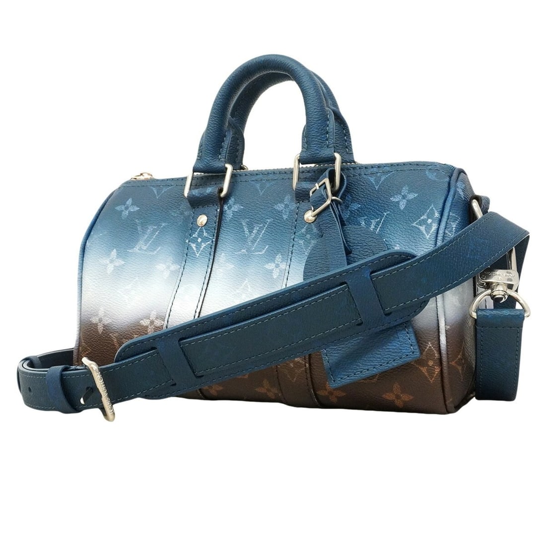 Louis Vuitton Keepall Bandoulière 25 Monogram Pigment Handbag, M28026, Blue, 2-way bag for men: --- Catalog ---Category: SizeSize (HxWxD): 14cm x 25.5cm x 10.5cm / 5.51'' x 10.03'' x 4.13''Category: DesignType: HandbagColor: BlueGender: MenCategory: GeneralMPN: M28026Brand: Louis Vuitton--- Item