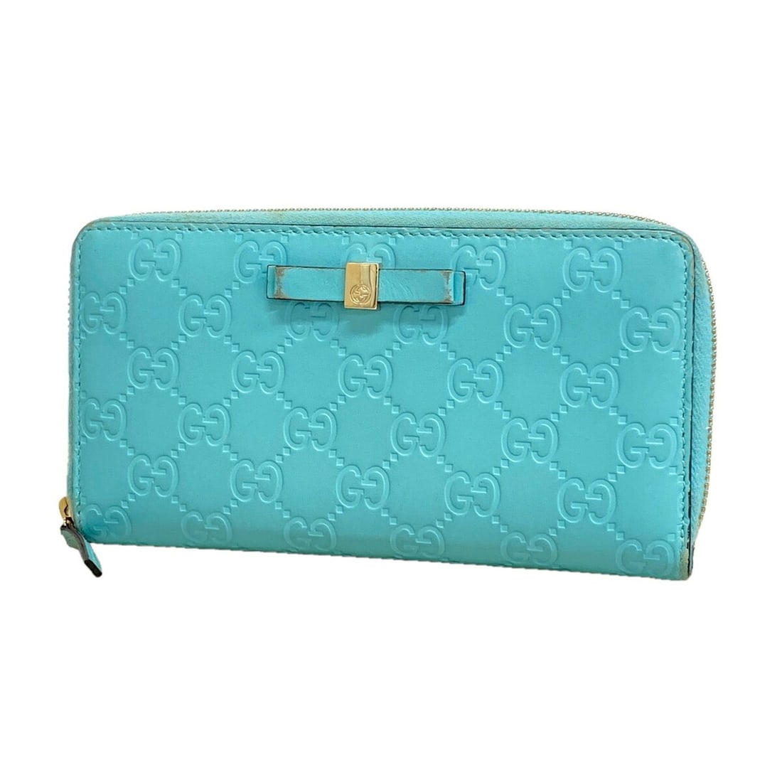 Gucci long wallet, Guccissima pattern, 388680, leather, light blue, women's.: --- Catalog ---Category: SizeSize (HxWxD): 10cm x 18.5cm x 2.5cm / 3.93'' x 7.28'' x 0.98''Category: DesignType: Long wallet (bi-fold)Color: Light blueGender: WomenMaterial: Leather Category: GeneralM