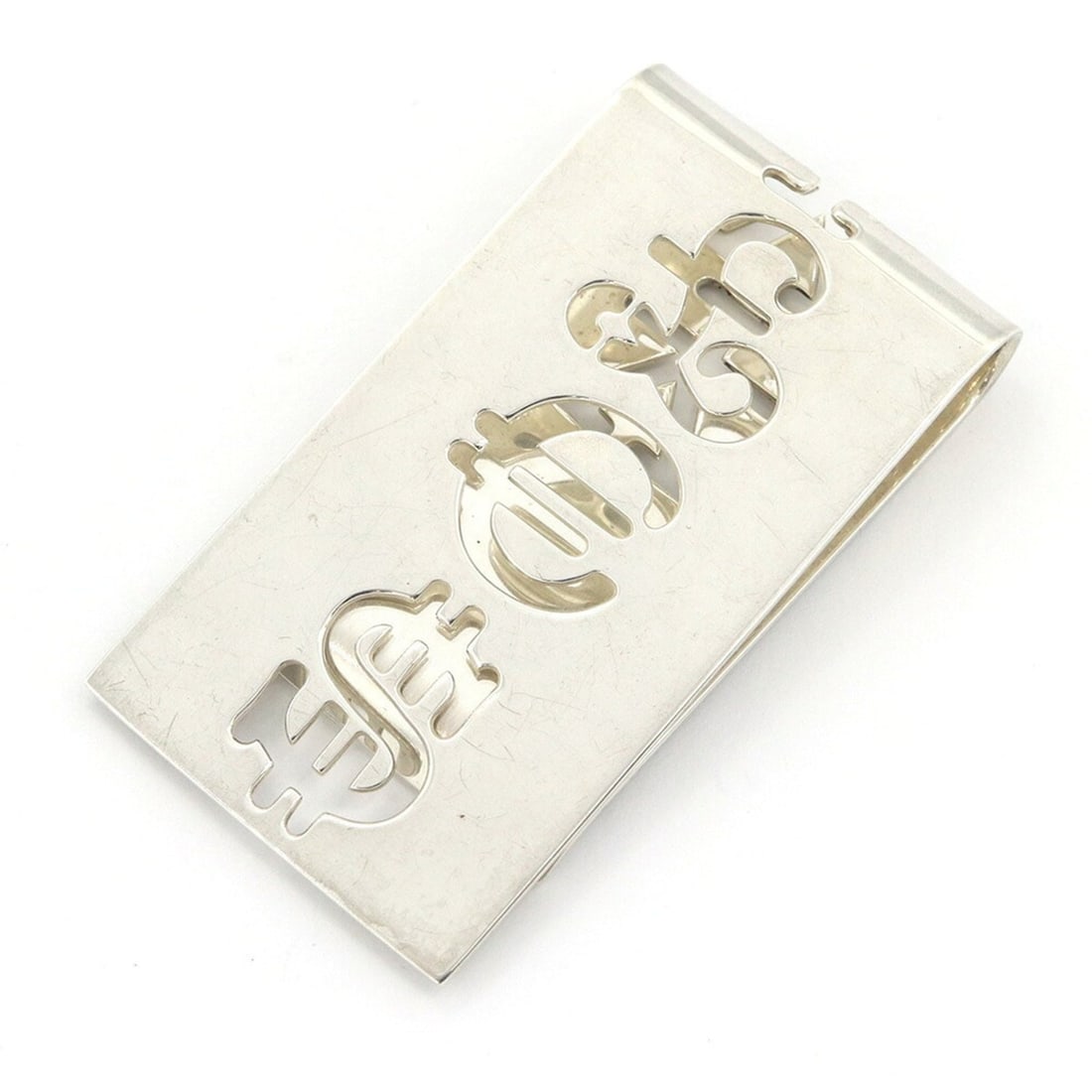 Tiffany & Co. Currency Money Clip, Sterling Silver (Ag925), Bill Wallet, Men's.: --- Catalog ---Category: SizeSize (HxWxD): 5.6cm x 3cm / 2.2'' x 1.18''Category: DesignType: Money clipGender: MenMaterial: Silver 925 Category: GeneralBrand: Tiffany--- Item List ---Section: Conditio