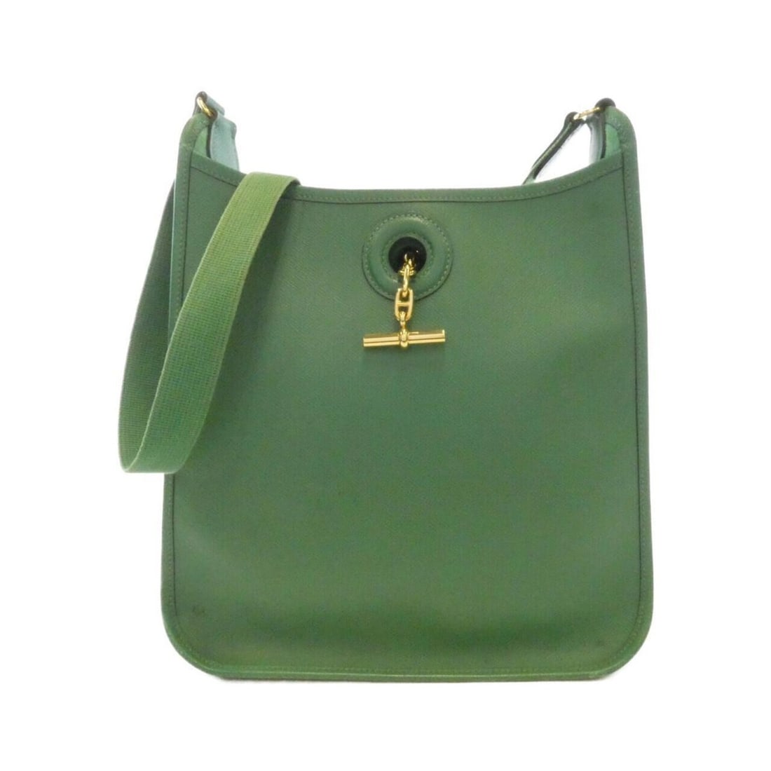 Hermes Vespa PM Shoulder Bag: --- Catalog ---Category: SizeSize (HxWxD): 31cm x 27cm x 8cm / 12.2'' x 10.62'' x 3.14''Category: DesignType: Shoulder bagColor: GreenGender: WomenMaterial: Courchevel leather Hardware Color:
