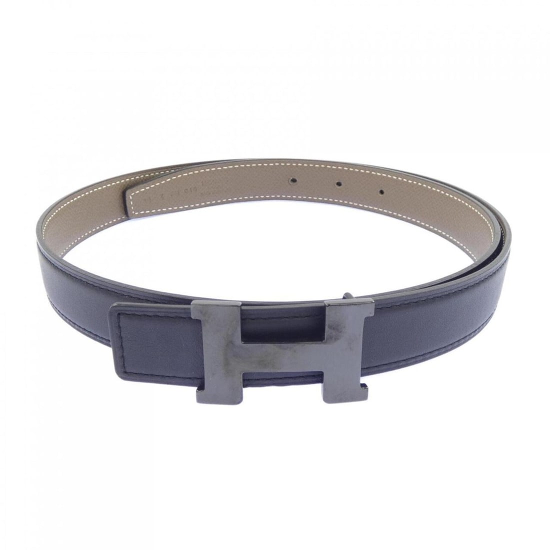 Hermes Mini Constance 24mm Reversible Belt: --- Catalog ---Category: SizeLength: 77.5cm - 82.5cm / 30.51'' - 32.48''Category: DesignType: Standard beltColor: Black, BrownGender: WomenCategory: GeneralBrand: Hermes--- Item List ---Section: