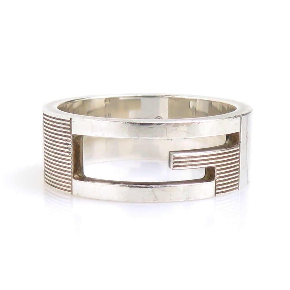 Gucci ring, sterling silver (925), men's, h32429a: --- Catalog ---Category: SizeJP Size: 20US Size: 10Category: DesignType: Band ringColor: SilverGender: MenMaterial: Silver 925Category: GeneralBrand: GucciCountry of Origin: Italy--- Item List ---Sect