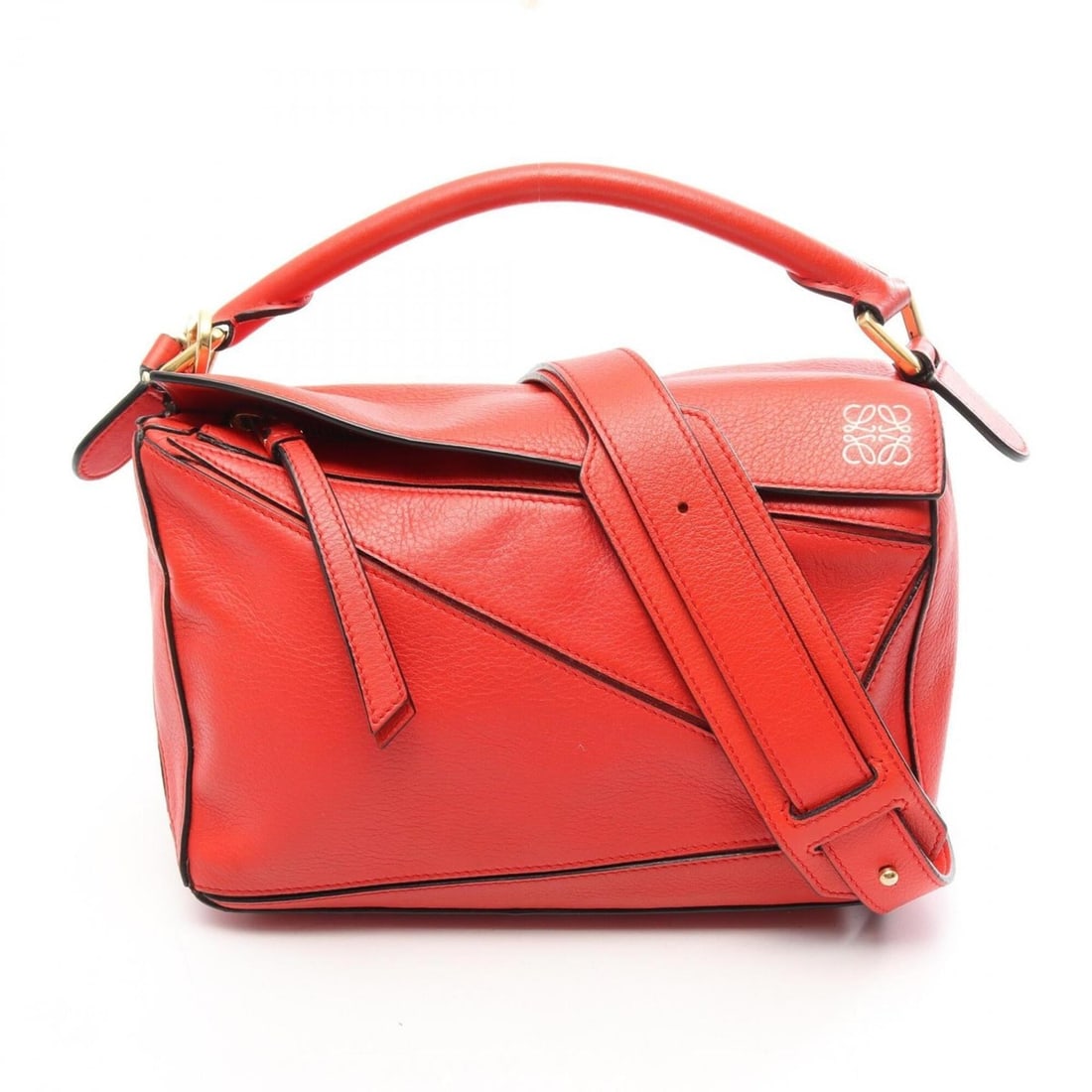 Loewe PUZZLE BAG SMALL - 2-way handbag, leather, women's, red.: --- Catalog ---Category: SizeSize (HxWxD): 15cm x 24cm x 10.5cm / 5.9'' x 9.44'' x 4.13''Category: DesignType: HandbagColor: Red colorGender: WomenMaterial: Leather Category: GeneralBrand: Loewe--- It