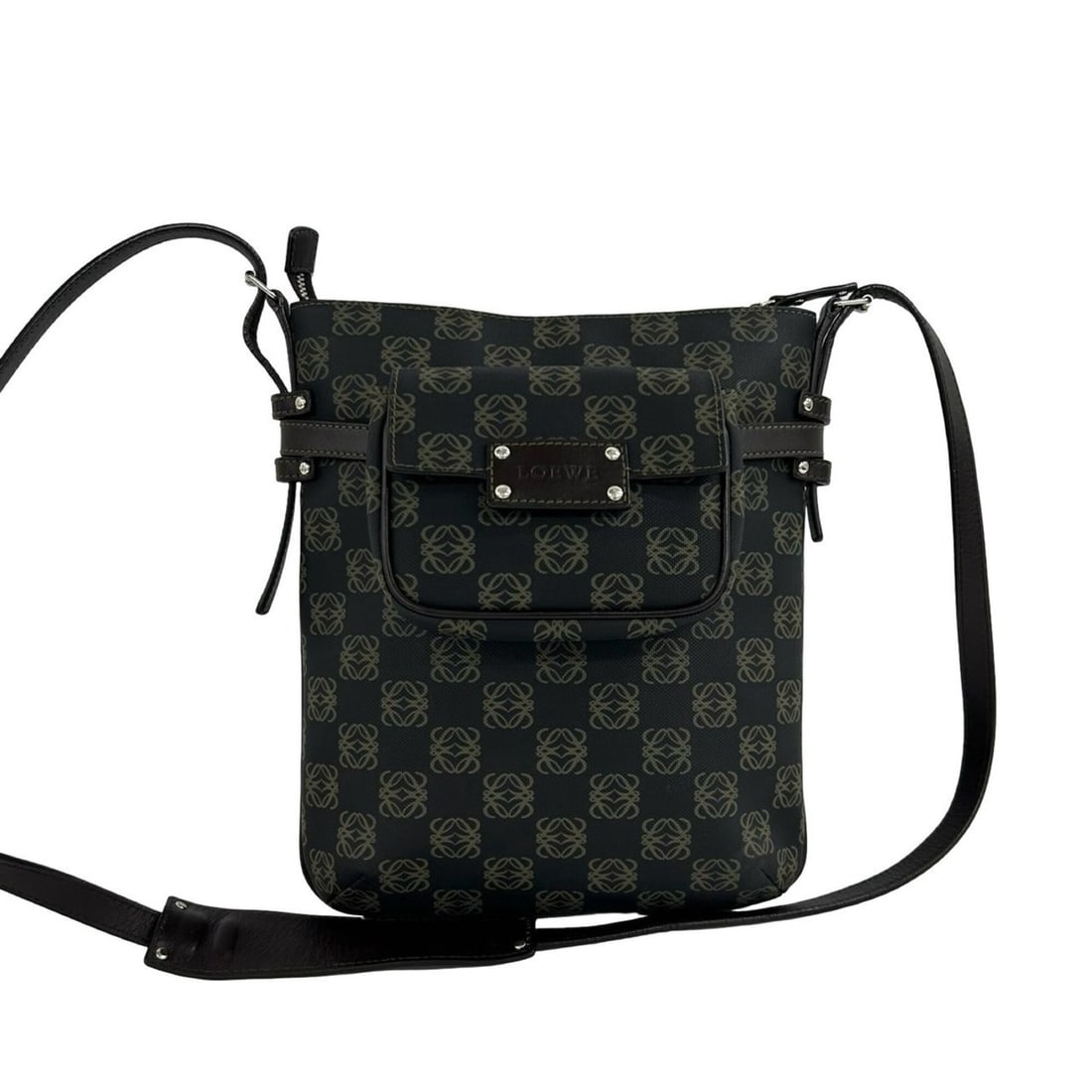 LOEWE (Loewe) Anagram pattern logo embossed leather genuine shoulder bag, sacoche, pochette, brown,: --- Catalog ---Category: SizeSize (HxWxD): 28.5cm x 25.5cm / 11.22'' x 10.03''Category: DesignType: Pochette, Shoulder bagColor: BrownGender: WomenMaterial: PVC , Leather Category: GeneralBrand: Loewe