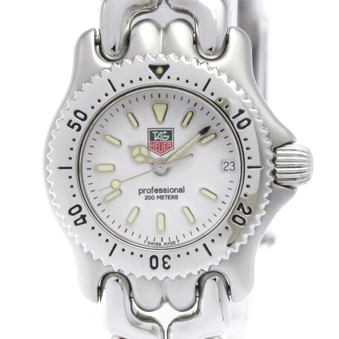 TAG HEUER Sel Professional 200M Quartz Ladies Watch S99.008 Polished: --- Catalog ---Category: SizeCase Diameter: 24mm / 0.94''Category: DesignType: WristwatchStyle: Dress/FormalGender: WomenColor (Dial): SilverMaterial (Band): Stainless steelMaterial (Case): Stainless 