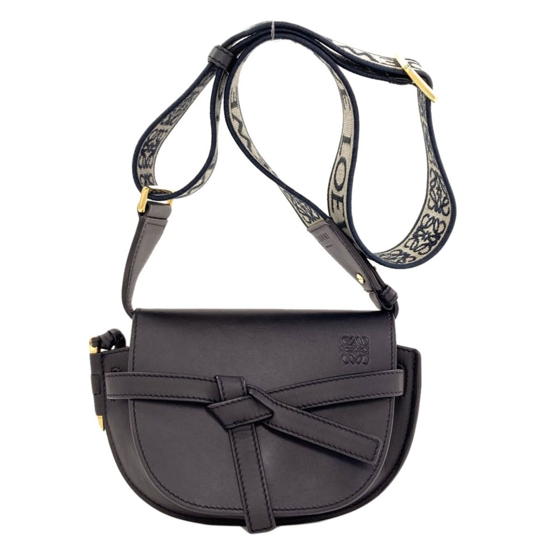 Loewe Gate Dual Shoulder Bag, Calfskin, Women's: --- Catalog ---Category: SizeSize (HxWxD): 14cm x 20cm x 8.5cm / 5.51'' x 7.87'' x 3.34''Strap Length: 64cm - 105.5cm / 25.19'' - 41.53''Category: DesignType: Shoulder bagColor: BlackGender: WomenMate