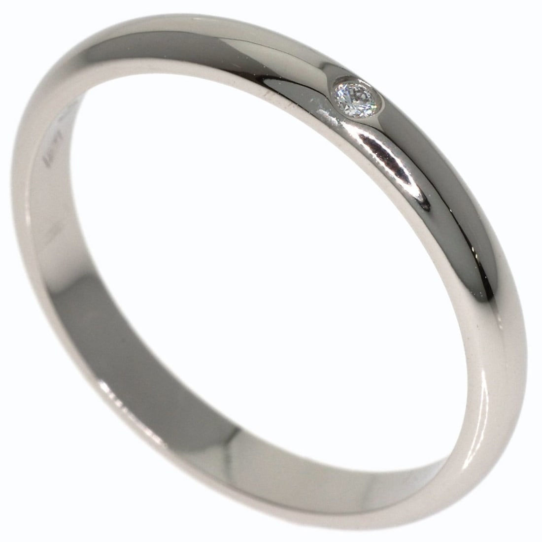 Cartier Wedding 1P Diamond Ring #52 Platinum PT950 Women's CARTIER: --- Catalog ---Category: SizeWidth: 2.5mm / 0.1''Weight: 3g / 0.1oz.JP Size: 12US Size: 6.5Category: DesignType: Band ringStone: DiamondGender: WomenMaterial: Platinum 950Category: GeneralBrand: Carti