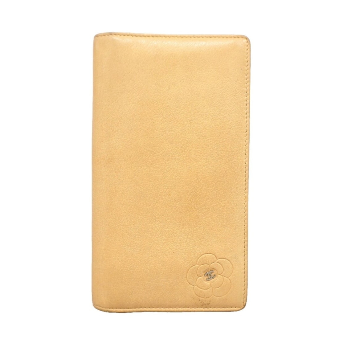 Chanel long wallet, Camellia design, leather, beige, women's.: --- Catalog ---Category: SizeSize (HxWxD): 18.5cm x 10.5cm x 2cm / 7.28'' x 4.13'' x 0.78''Category: DesignType: Long wallet (bi-fold)Color: BeigeGender: WomenMaterial: Leather Category: GeneralBrand: