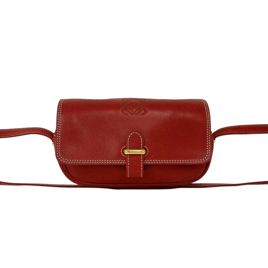 LOEWE Vintage Anagram Logo Pattern Engraved Leather Shoulder Bag/Sacoche/Pouch, Red, 21337: --- Catalog ---Category: SizeSize (HxWxD): 12cm x 20cm x 6cm / 4.72'' x 7.87'' x 2.36''Category: DesignType: Pochette, Shoulder bagColor: Red colorGender: WomenMaterial: Leather Category: GeneralBrand