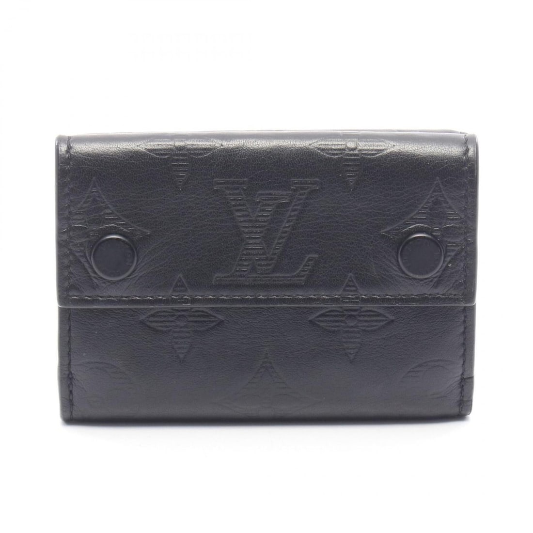 Louis Vuitton Discovery Compact Wallet Monogram Shadow Tri-fold Leather Men's Black M67631: --- Catalog ---Category: SizeSize (HxWxD): 7cm x 10cm x 3cm / 2.75'' x 3.93'' x 1.18''Category: DesignType: Wallet (tri-fold)Color: BlackGender: MenMaterial: Monogram Shadow Category: GeneralMPN: M676