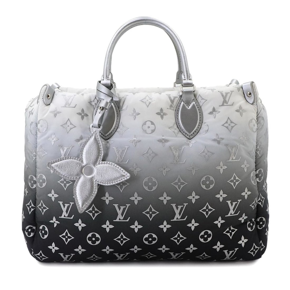 Louis Vuitton Onthego MM LV SKI 2-way Tote Shoulder Handbag Monogram Nylon Frost M11847 RFID: --- Catalog ---Category: SizeSize (HxWxD): 27cm x 35cm x 15cm / 10.62'' x 13.77'' x 5.9''Category: DesignType: Handbag, Tote bagColor: GrayGender: WomenMaterial: Nylon , Leather Category: GeneralMPN: 