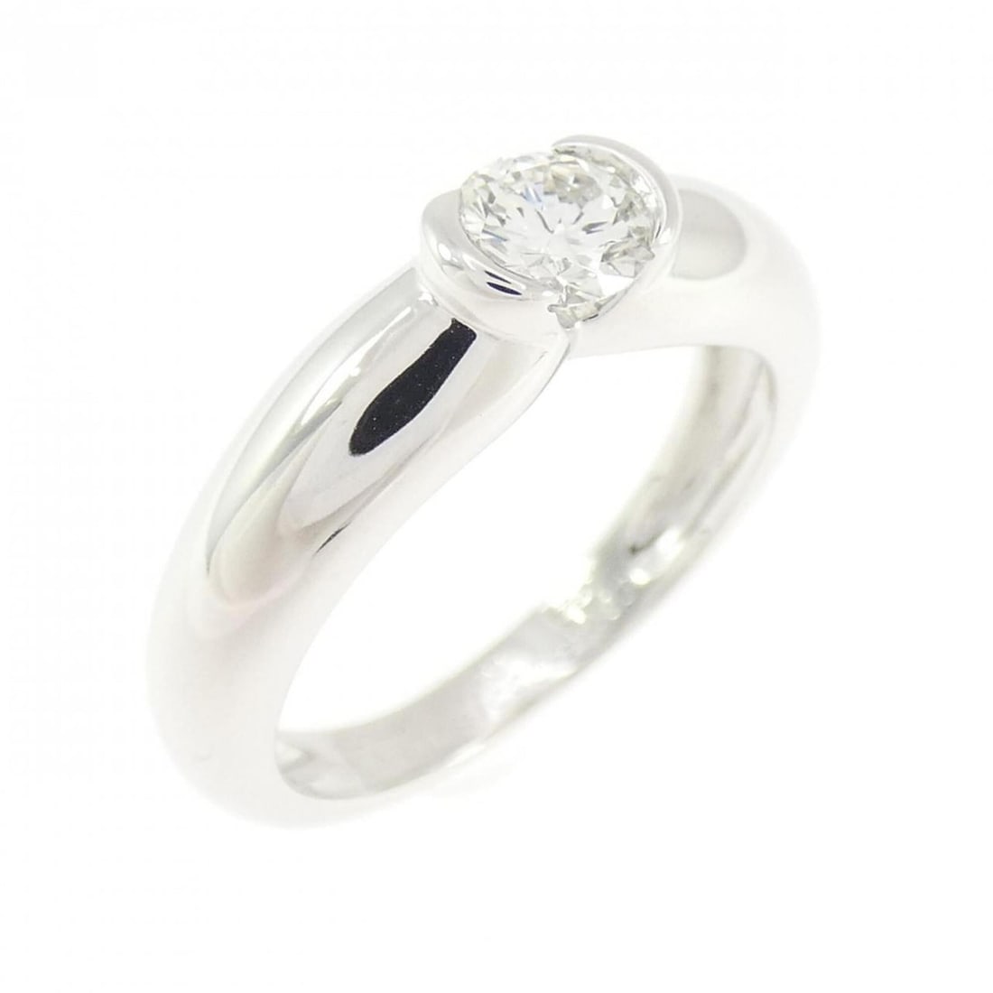 Cartier Cherie Ring 0.30CT: --- Catalog ---Category: SizeUS Size: 5.5Brand Size: 50Category: DesignType: Band ringGender: WomenMaterial: White gold (18K)Category: GeneralBrand: Cartier--- Item List ---Section: ConditionRanking: