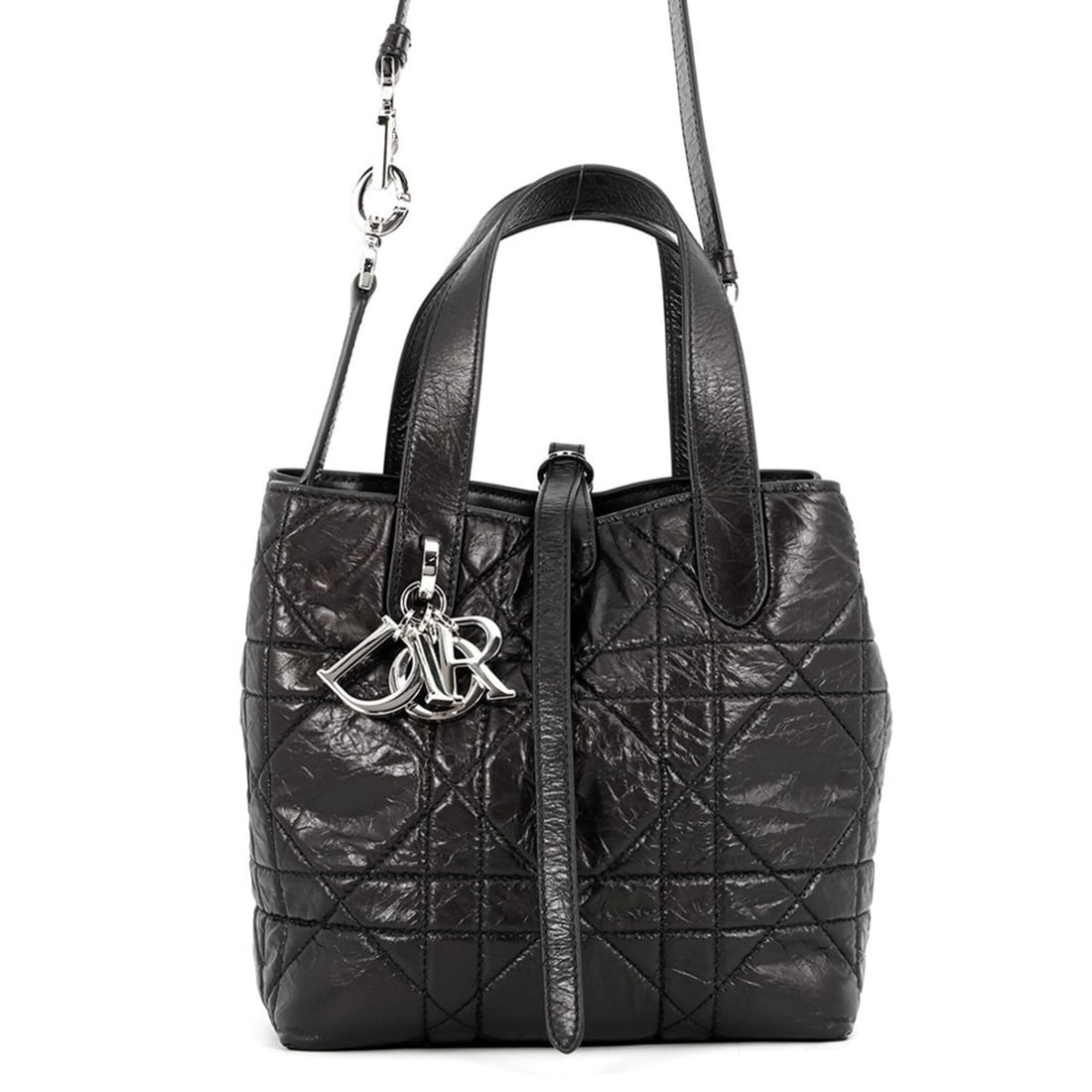 Christian Dior Toujours Vertical Tote Bag Macro Cannage Small M2835OSNW 2-way Shoulder Black Handbag: --- Catalog ---Category: SizeWeight: 390g / 13.75oz.Size (HxWxD): 18.5cm x 18cm x 11.5cm / 7.28'' x 7.08'' x 4.52''Strap Length: 77.5cm / 30.51''Category: DesignType: Handbag, Tote bagColor: BlackGend