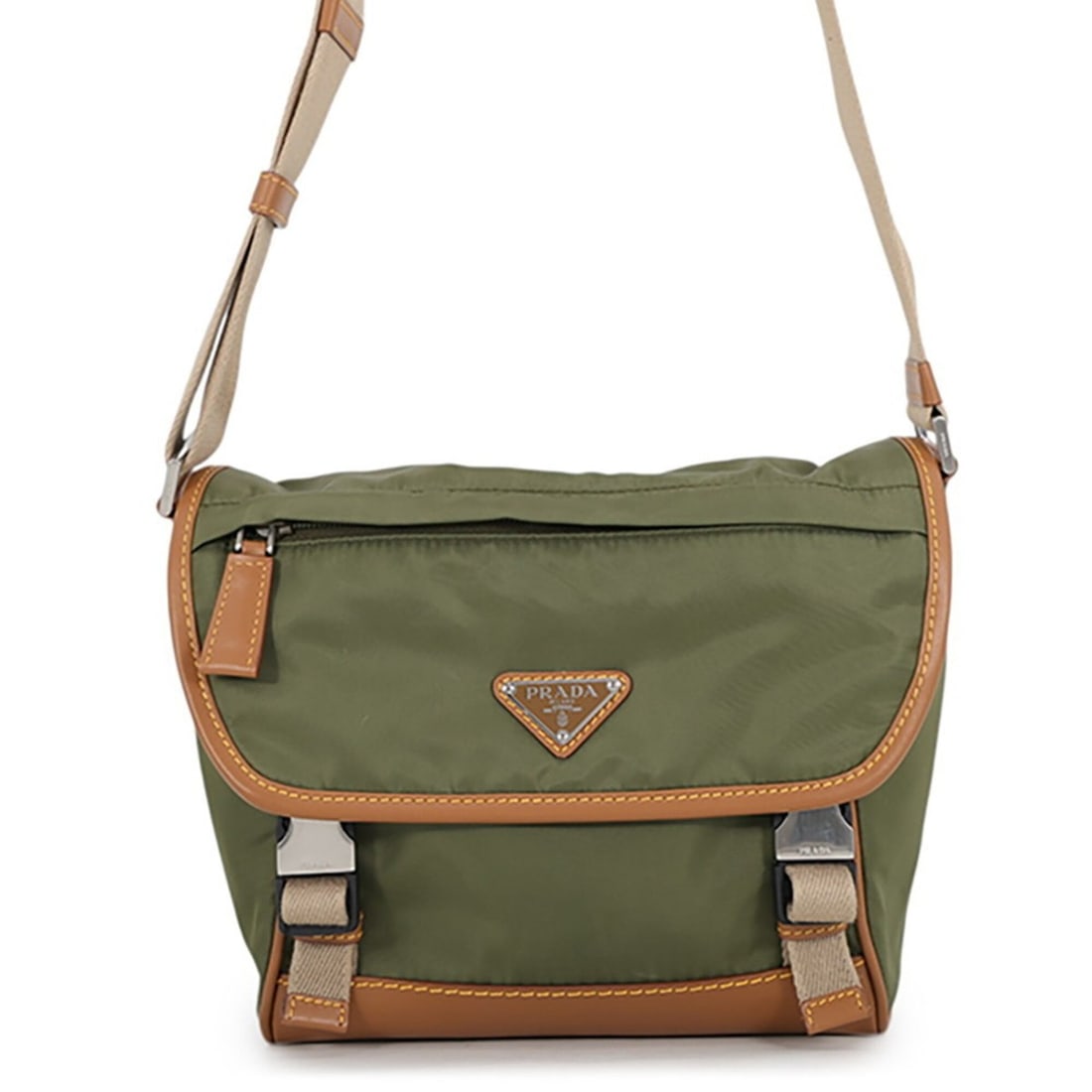 Prada Shoulder Bag Re-Nylon x Saffiano Medium Nylon Leather 2VD066 PRADA Handbag: --- Catalog ---Category: SizeWeight: 500g / 1.1lb.Size (HxWxD): 19cm x 27cm x 8cm / 7.48'' x 10.62'' x 3.14''Strap Length: 68cm - 123cm / 26.77'' - 48.42''Category: DesignType: Handbag, Shoulder bagCo