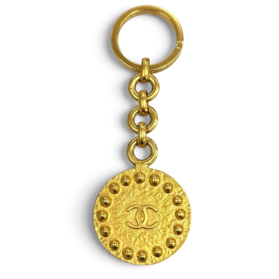 CHANEL Vintage 97A Coco Mark Keychain Keyring Gold Made in France Women's: --- Catalog ---Category: DesignType: KeyringColor: GoldGender: WomenCategory: GeneralMPN: 97ABrand: ChanelCountry of Origin: France--- Item List ---Section: ConditionRanking: Rank AB Used - Traces of 