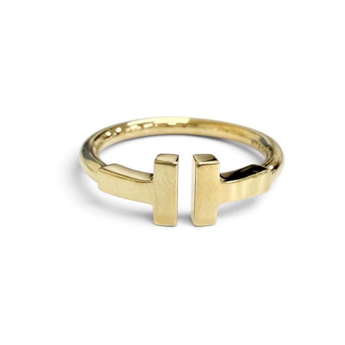 TIFFANY&Co. Tiffany T Wire Ring, AU750 (YG) Yellow Gold, Weight 3.11g, Purchased May 2018, Women's,: --- Catalog ---Category: SizeJP Size: 9US Size: 5Category: DesignType: Band ringColor: Yellow goldGender: WomenMaterial: Yellow gold (18K)Category: GeneralBrand: Tiffany--- Item List ---Section: Condi