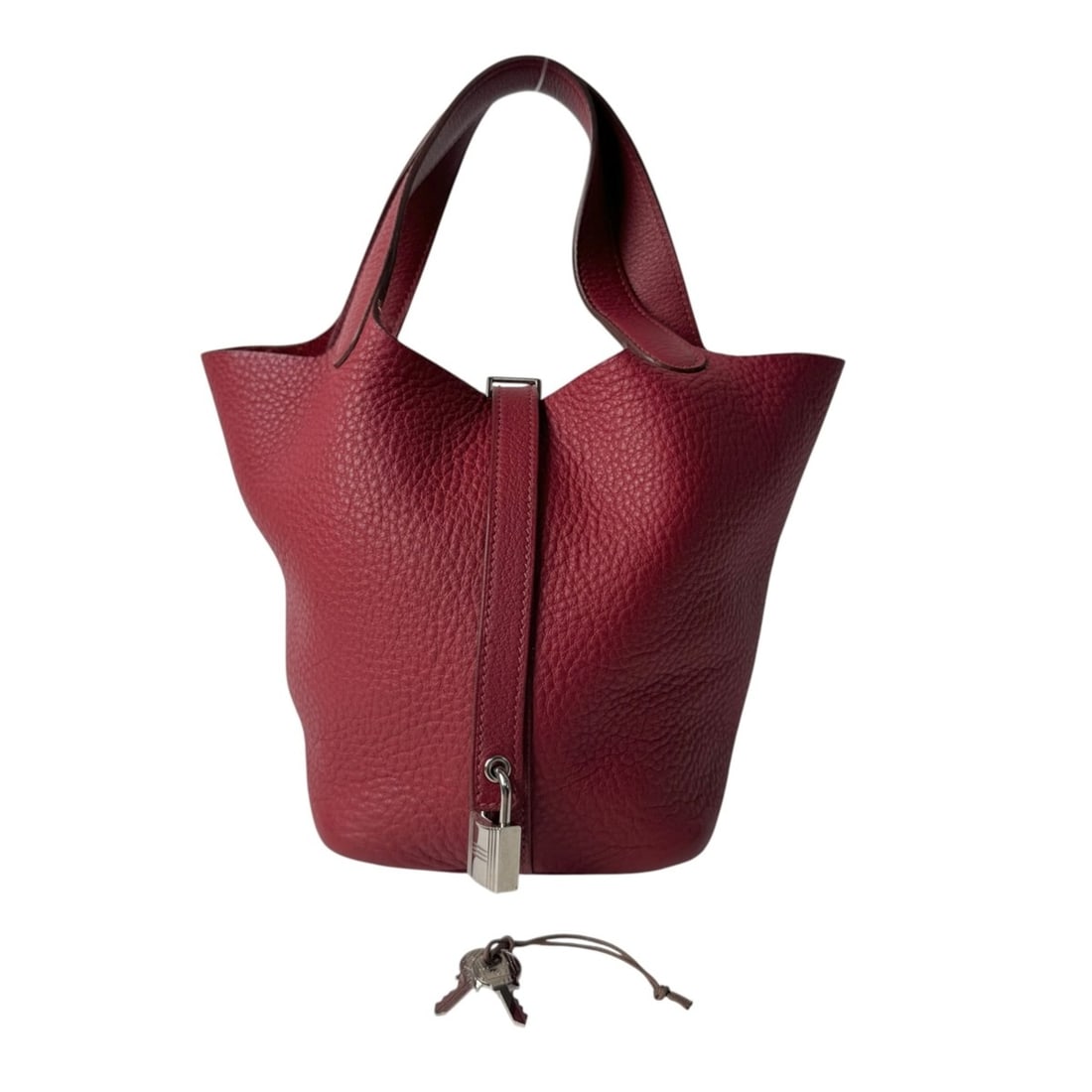 Hermes Picotin Lock PM silver hardware ?N stamp #163 handbag for women: --- Catalog ---Category: SizeSize (HxWxD): 18.5cm x 26cm x 13.5cm / 7.28'' x 10.23'' x 5.31''Category: DesignType: HandbagColor: Rouge HGender: WomenMaterial: Taurillon clemence leather Category: Gene