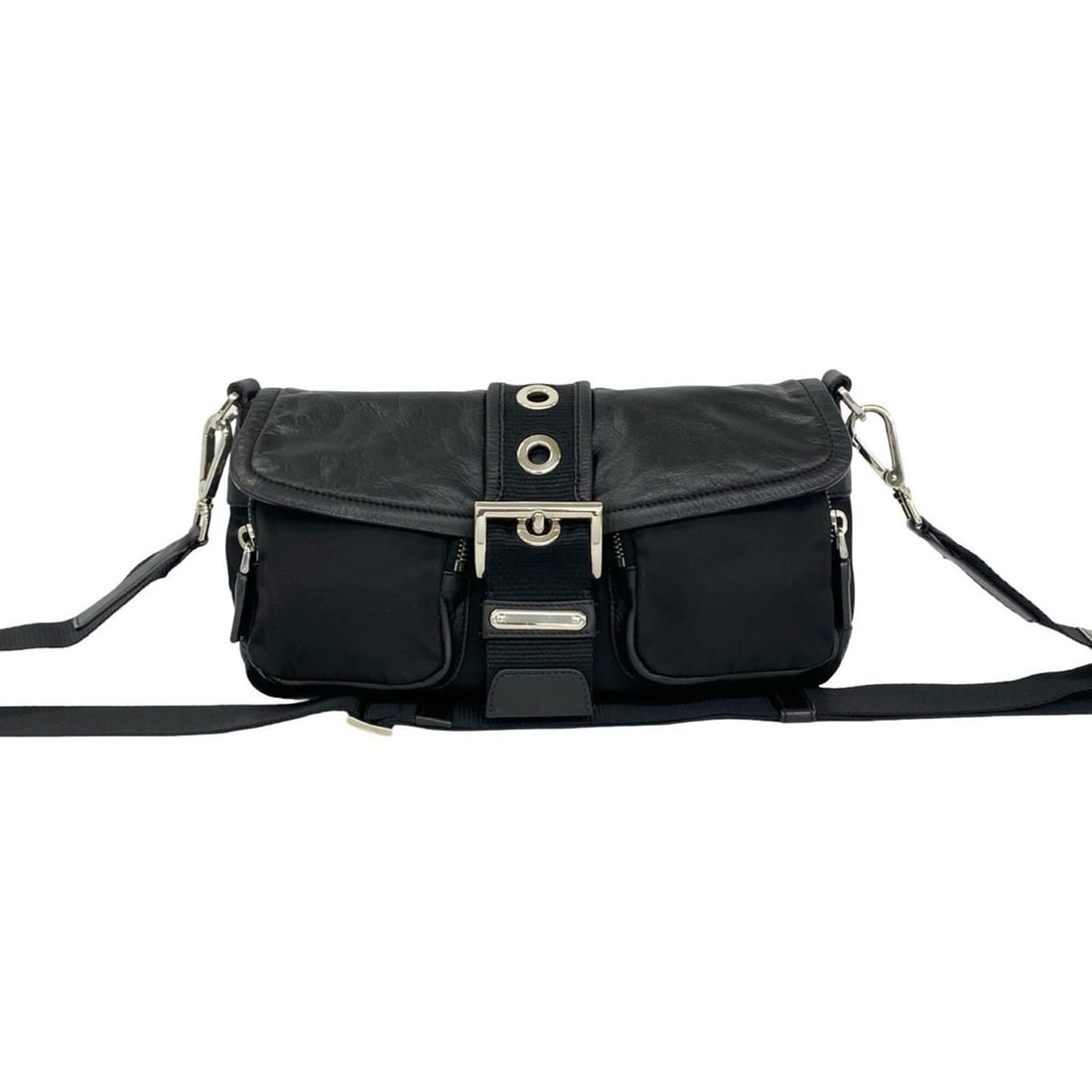 PRADA Prada Triangle Logo Hardware Tessuto Nylon Leather Genuine Shoulder Bag Sacoche Pouch Black: --- Catalog ---Category: SizeSize (HxWxD): 18cm x 27cm x 8.5cm / 7.08'' x 10.62'' x 3.34''Category: DesignType: Pochette, Shoulder bagColor: BlackGender: WomenMaterial: Nylon , Leather Category: Gener