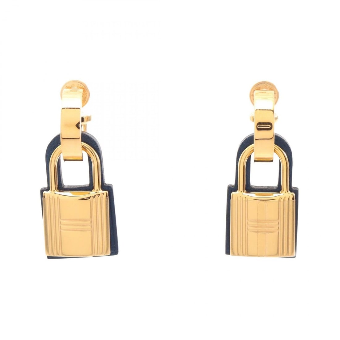 Hermes O'Kelly D-stamp Earrings, Gold Plated Leather, Women's, Navy/Gold Tone: --- Catalog ---Category: SizeSize (HxWxD): 35.00mm x 15.00mm / 1.38'' x 0.59''Category: DesignType: Drop earringsColor: Gold, NavyGender: WomenMaterial: Gold plating, LeatherCategory: GeneralBrand: He