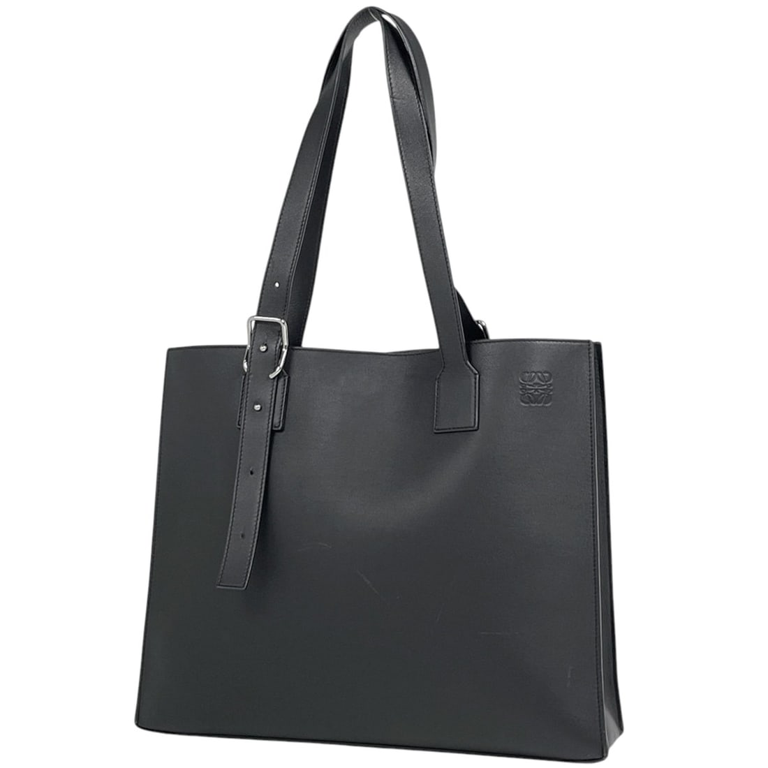 Loewe Anagram Buckle Horizontal Leather Tote Bag, Black, Women's: --- Catalog ---Category: SizeSize (HxWxD): 32cm x 40cm x 8.5cm / 12.59'' x 15.74'' x 3.34''Category: DesignType: Tote bagColor: BlackGender: WomenMaterial: Leather Category: GeneralBrand: Loewe--- Ite