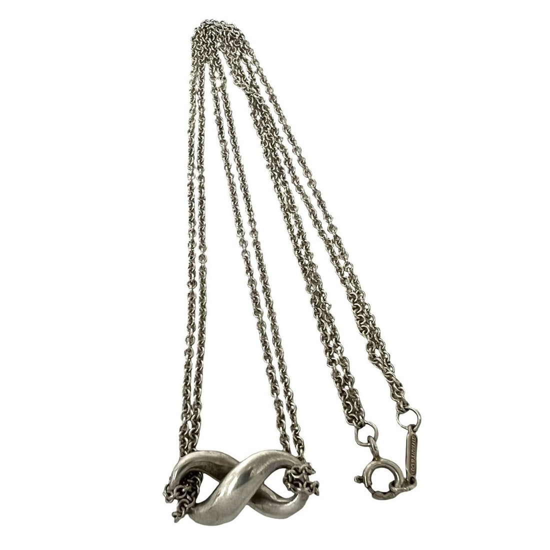 TIFFANY&Co. Tiffany Vintage Infinity Necklace, Sterling Silver 925 Pendant, 24835: --- Catalog ---Category: SizePendant Size: 10mm x 17mm / 0.39'' x 0.66''Neck Circumference: 39 cm / 15.35''Category: DesignColor: SilverGender: WomenMaterial: Silver 925Pendant Type: PendantNecklace T