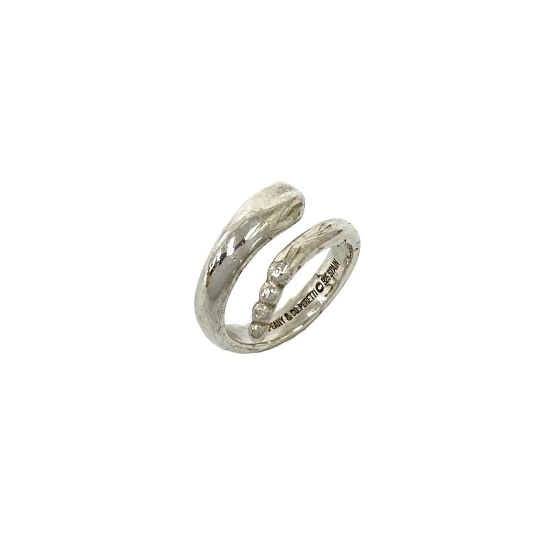 TIFFANY&Co. Tiffany Vintage Snake Ring, Sterling Silver 925, Accessory, Silver, 48258: --- Catalog ---Category: SizeJP Size: 5US Size: 3.5Category: DesignType: Band ringColor: SilverGender: WomenMaterial: Silver 925Category: GeneralBrand: Tiffany--- Item List ---Section: ConditionRankin