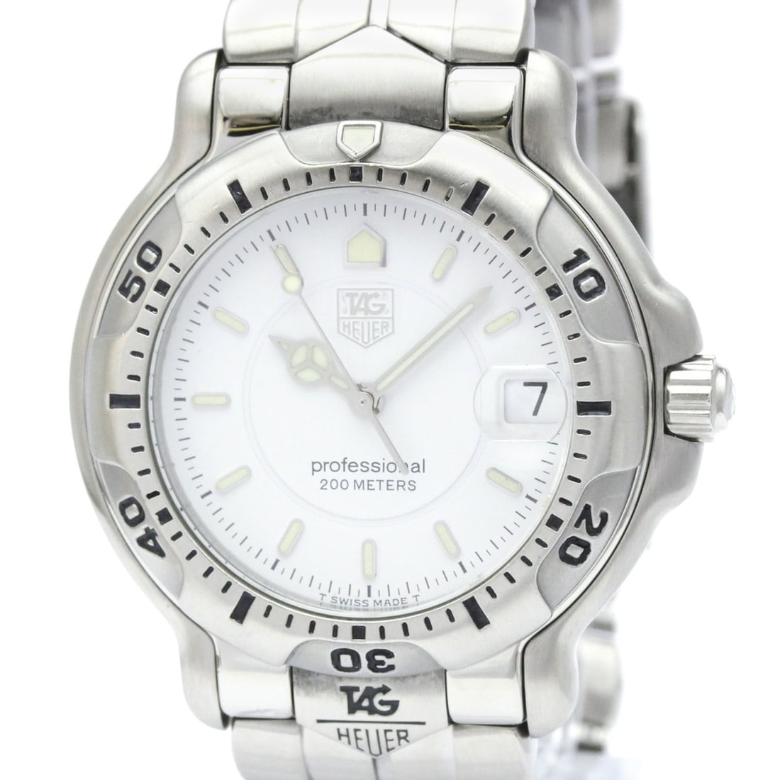 TAG HEUER 6000 Professional Steel Quartz Mens Watch WH1111 Polished: --- Catalog ---Category: SizeCase Diameter: 38mm / 1.5''Category: DesignType: WristwatchStyle: SportGender: MenColor (Dial): WhiteMaterial (Band): Stainless steelMaterial (Case): Stainless steelCatego
