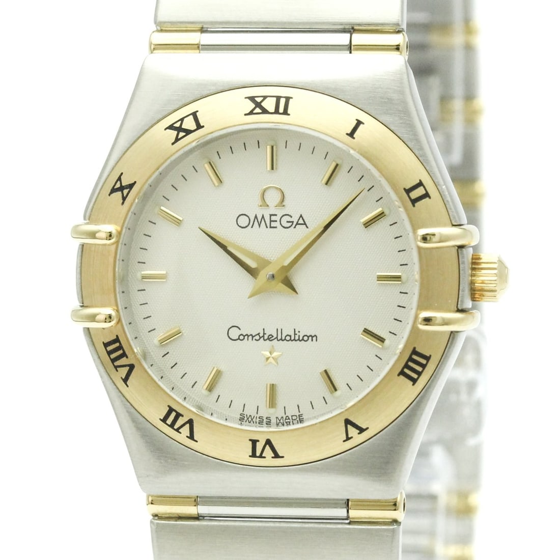 OMEGA Constellation 18K Gold Steel Ladies Watch 1362.30 Polished: --- Catalog ---Category: SizeCase Diameter: 25mm / 0.98''Category: DesignType: WristwatchStyle: Dress/FormalGender: WomenColor (Dial): SilverMaterial (Band): Stainless steel, Yellow gold (18K)Material