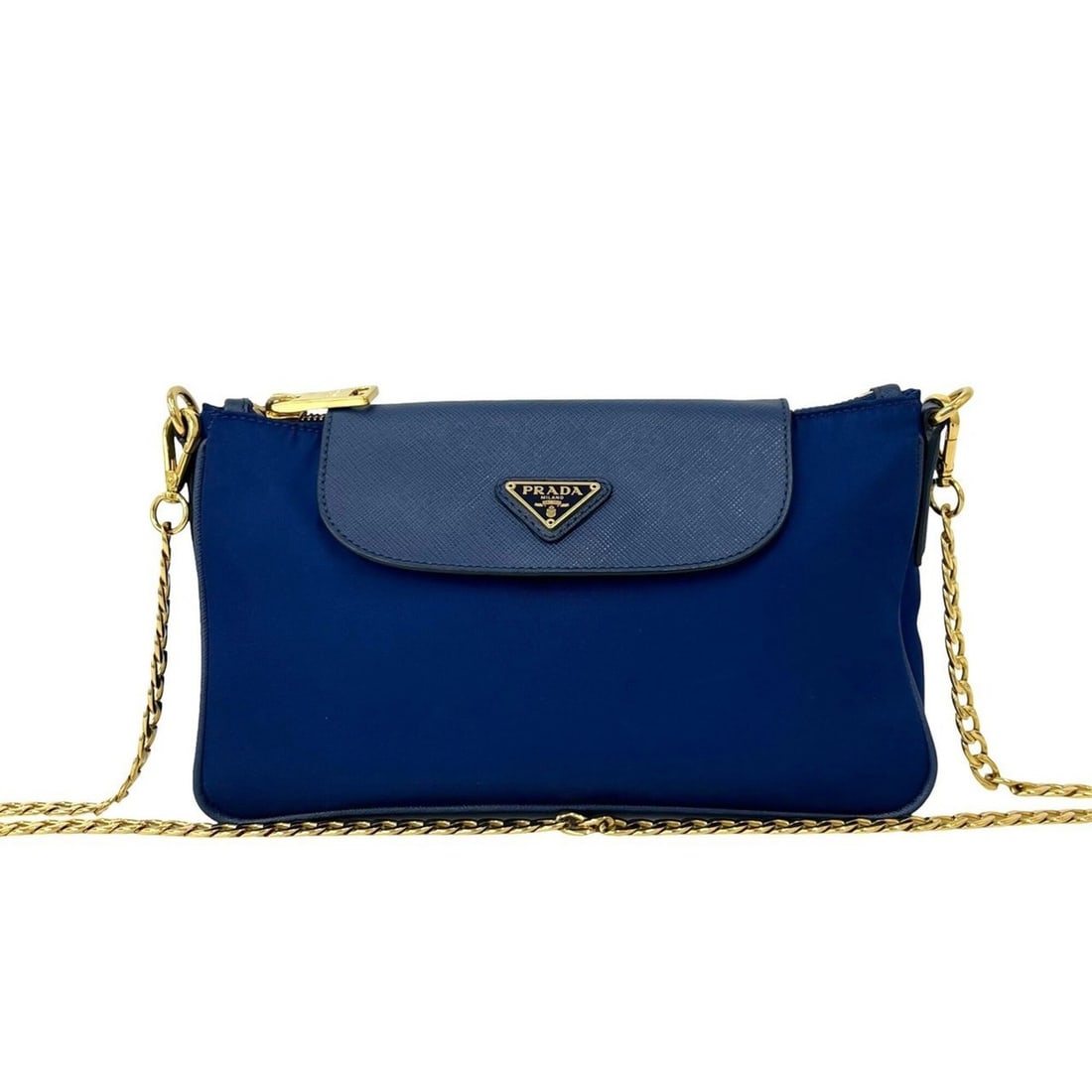 PRADA Prada Triangle Logo Hardware Tessuto Nylon Saffiano Leather Genuine Chain Shoulder Bag Pouch: --- Catalog ---Category: SizeSize (HxWxD): 15cm x 25cm x 5cm / 5.9'' x 9.84'' x 1.96''Category: DesignType: Pochette, Shoulder bagColor: BlueGender: WomenMaterial: Nylon , Leather Category: GeneralBra