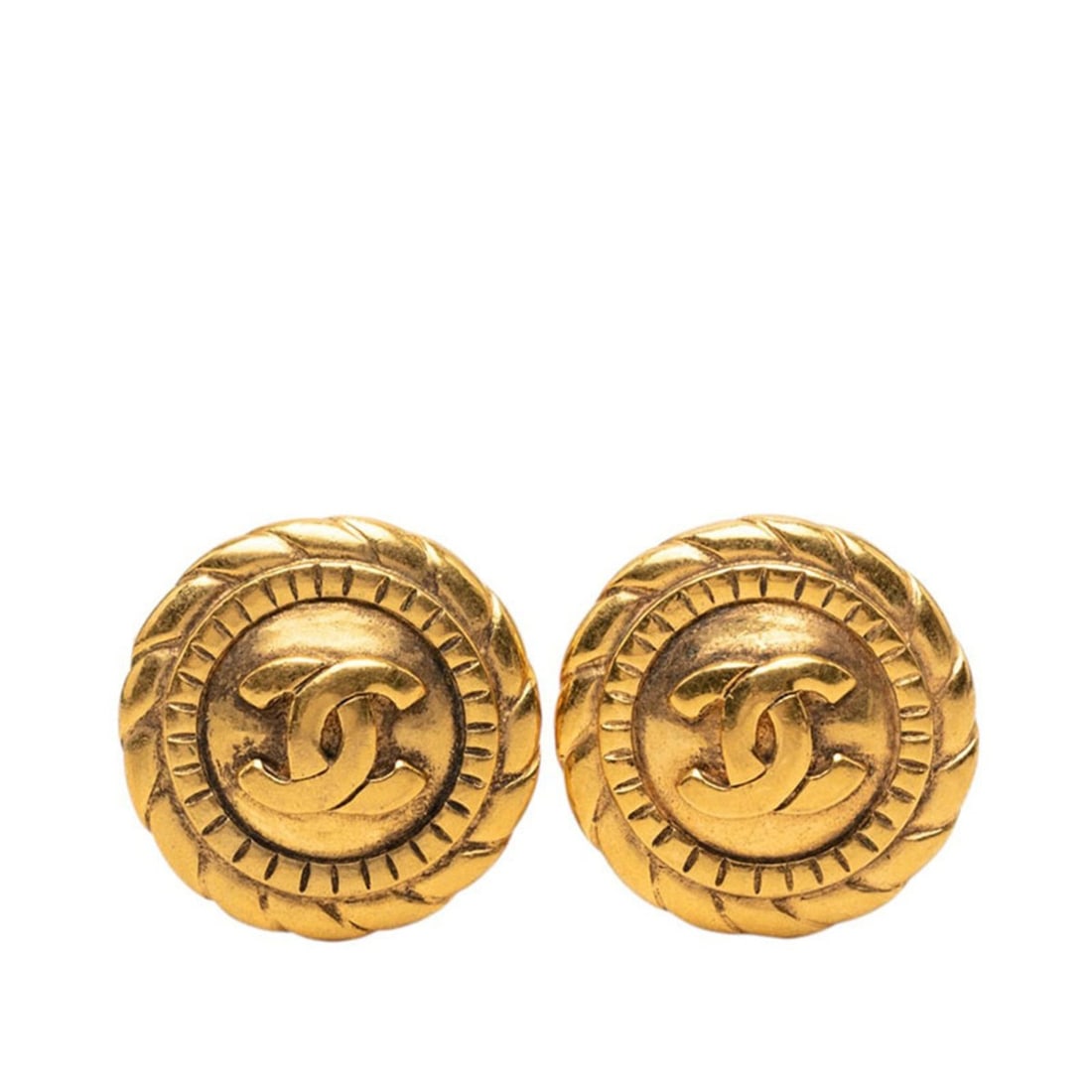 Chanel Coco Mark Round Earrings, Gold Plated (GP), Women's.: --- Catalog ---Category: SizeSize (HxWxD): 29.40mm x 29.00mm / 1.16'' x 1.14''Category: DesignType: Clip earringsColor: GoldGender: WomenMaterial: Gold platingCategory: GeneralBrand: Chanel--- Item Li