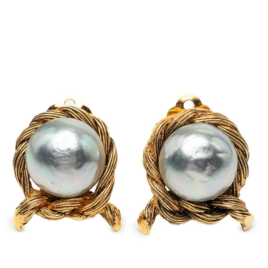 Chanel Earrings, Gold Plated, Faux Pearl, Women's CHANEL: --- Catalog ---Category: SizeSize (HxWxD): 22.30mm x 19.60mm / 0.88'' x 0.77''Category: DesignType: Clip earringsColor: GoldGender: WomenCategory: GeneralBrand: Chanel--- Item List ---Section: Conditi