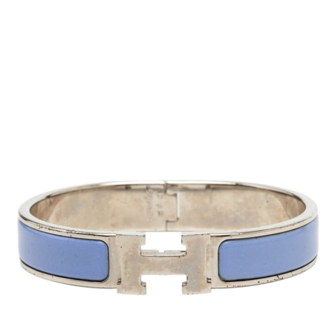 Hermes Click H PM Bangle, Silver, Purple Metal, Women's: --- Catalog ---Category: SizeLength: 15.8cm / 6.22''Category: DesignType: BangleColor: Purple, SilverGender: WomenMaterial: MetalCategory: GeneralBrand: Hermes--- Item List ---Section: ConditionRankin
