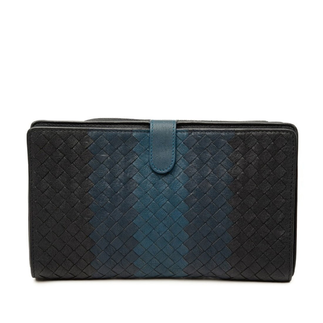 Bottega Veneta Intrecciato Clutch Bag, Second Black/Navy Leather, Women's BOTTEGAVENETA: --- Catalog ---Category: SizeSize (HxWxD): 14cm x 22.5cm x 3cm / 5.51'' x 8.85'' x 1.18''Category: DesignType: Clutch bagColor: Black, NavyGender: WomenMaterial: Leather Category: GeneralBrand: Botteg