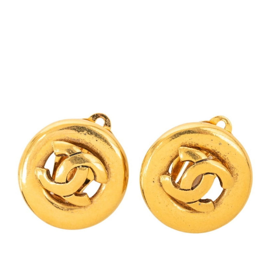 Chanel Coco Mark Round Circle Earrings, Gold Plated, Women's CHANEL: --- Catalog ---Category: SizeSize (HxWxD): 21.50mm x 21.30mm / 0.85'' x 0.84''Category: DesignType: Clip earringsColor: GoldGender: WomenMaterial: Gold platingCategory: GeneralBrand: Chanel--- Item Li