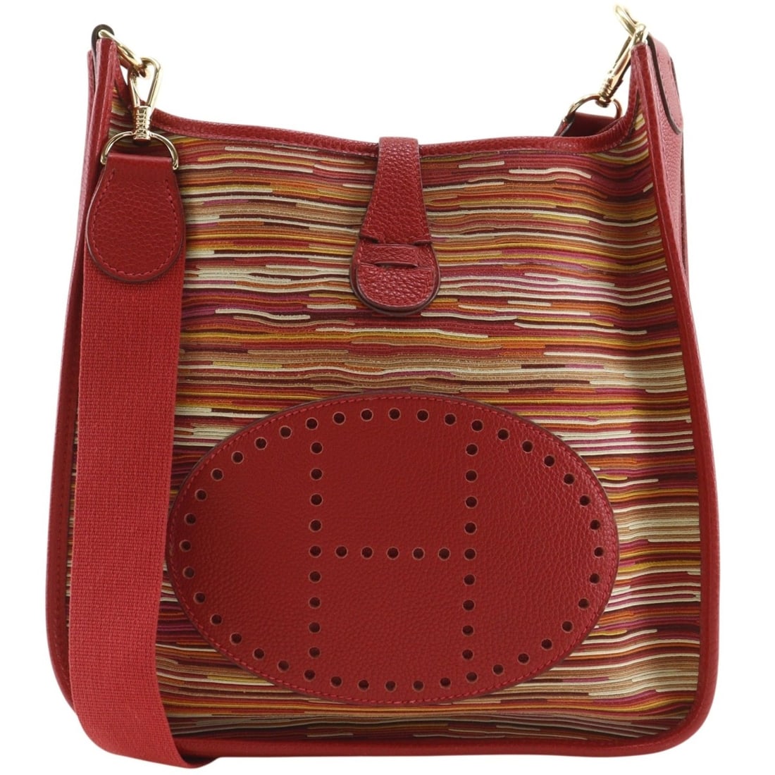 Hermes Evelyne 1PM Shoulder Bag, Vibrato Rouge, 2004 model, Red/Gold Hardware, ?H snap button,: --- Catalog ---Category: SizeWeight: 550g / 1.21lb.Strap Drop: 49cm / 19.29''Size (HxWxD): 27cm x 28cm x 7cm / 10.62'' x 11.02'' x 2.75''Category: DesignType: Shoulder bagColor: Red colorGender: Women