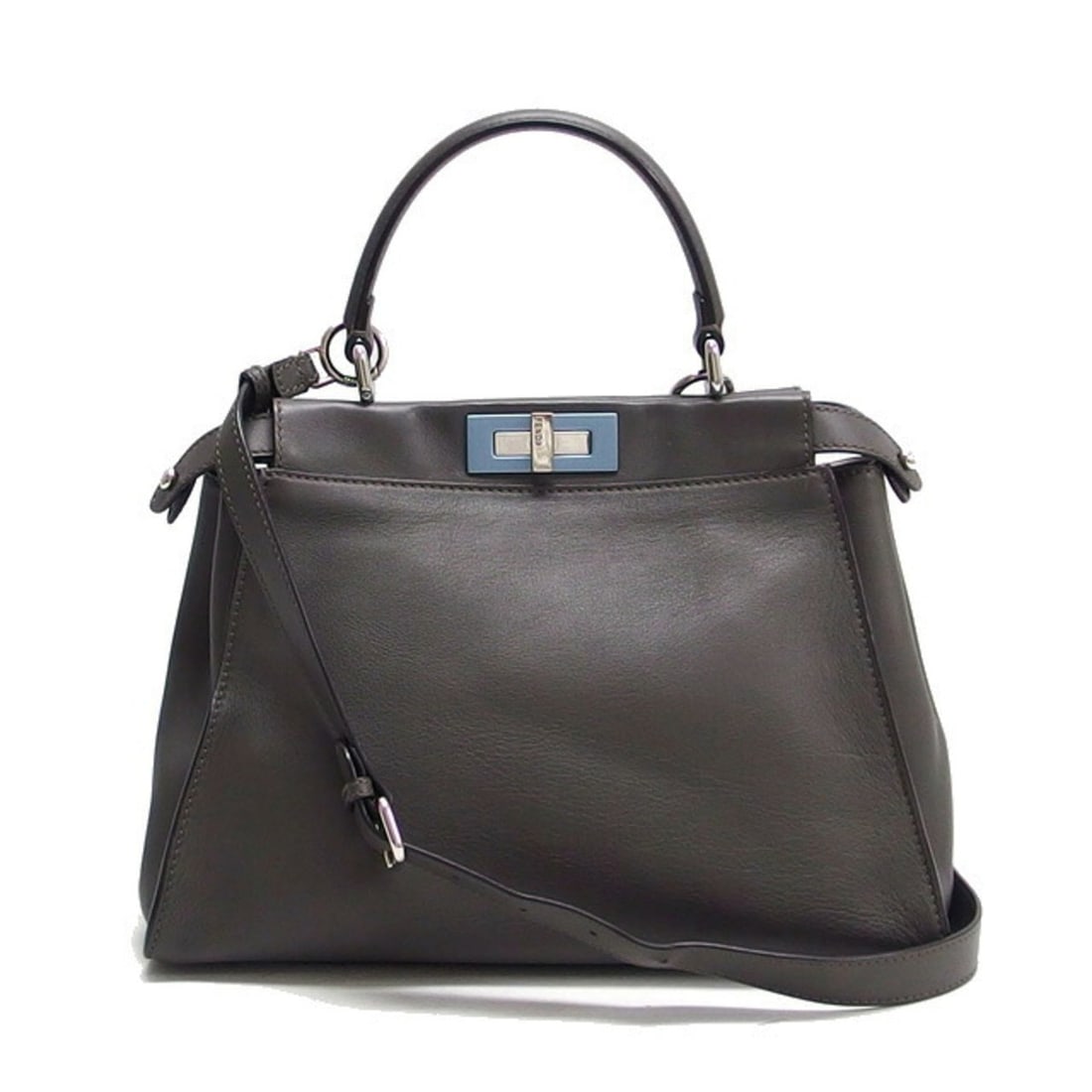 Fendi Peekaboo Regular Shoulder Bag: --- Catalog ---Category: SizeSize (HxWxD): 24cm x 34cm x 12cm / 9.44'' x 13.38'' x 4.72''Strap Length: 101cm - 113cm / 39.76'' - 44.48''Handle Length: 30cm / 11.81''Category: DesignType: Handbag,