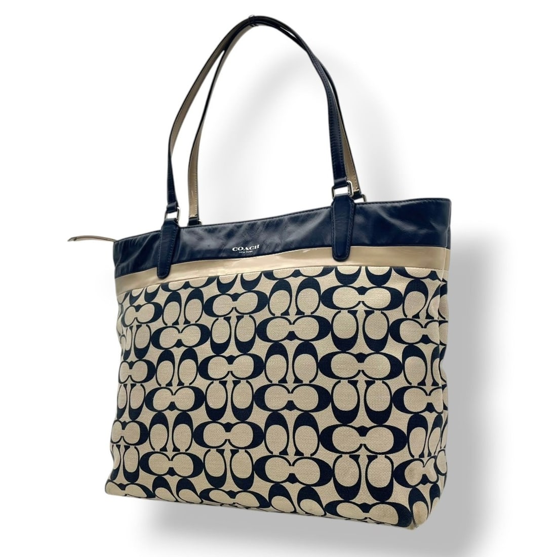Coach Signature Canvas Leather Tote Bag, Handbag, Shoulder Beige/Navy, Silver Hardware, Women's,: --- Catalog ---Category: SizeSize (HxWxD): 27cm x 32cm x 11cm / 10.62'' x 12.59'' x 4.33''Category: DesignType: Handbag, Tote bagColor: Beige, NavyGender: WomenMaterial: Canvas , Leather Category: Gen