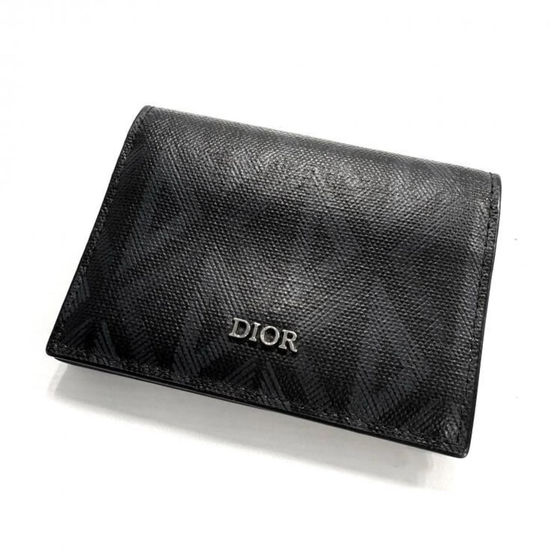 Christian Dior CD Diamond Canvas Card Case Business Holder: --- Catalog ---Category: DesignType: Card caseColor: BlackGender: Women,MenCategory: GeneralBrand: Christian DiorCategory: Physical PropertiesSize (HxWxD): 7.5cm x 10cm x 1.3cm / 2.95'' x 3.93'' x 0.5