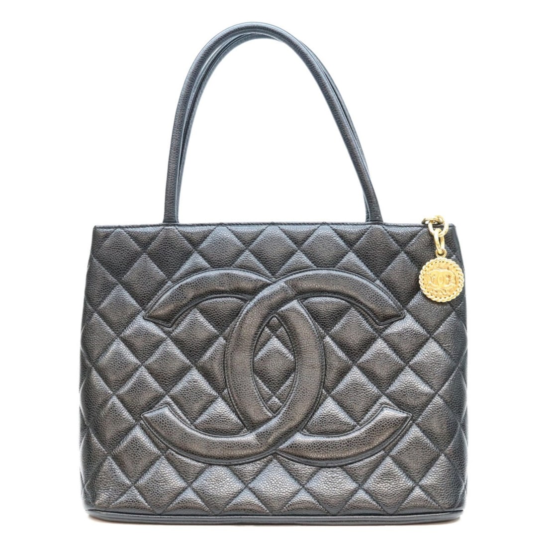 CHANEL A01804 Black Caviar Leather Reissue Tote Bag with Gold Hardware - Women's: --- Catalog ---Category: SizeSize (HxWxD): 24cm x 29.5cm x 9.5cm / 9.44'' x 11.61'' x 3.74''Category: DesignType: Tote bagColor: BlackGender: WomenMaterial: Grained Calfskin Hardware Color: GoldCatego