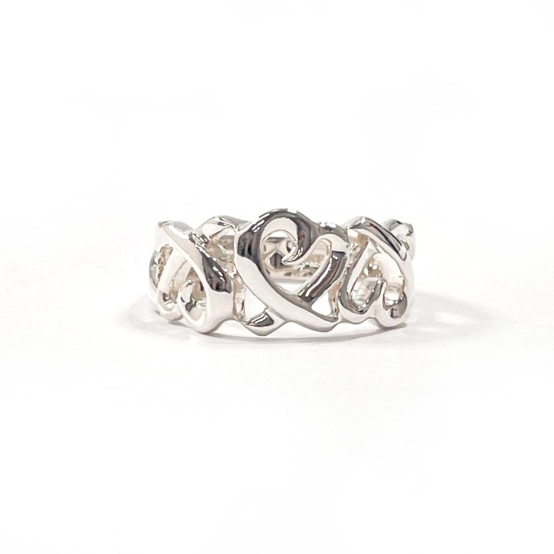 TIFFANY&Co. Tiffany Triple Loving Heart Paloma Picasso Ring, Sterling Silver 925, Size 10, Silver,: --- Catalog ---Category: SizeJP Size: 10US Size: 5.5Category: DesignType: Band ringColor: SilverGender: WomenMaterial: Silver 925Category: GeneralBrand: Tiffany--- Item List ---Section: ConditionRanki