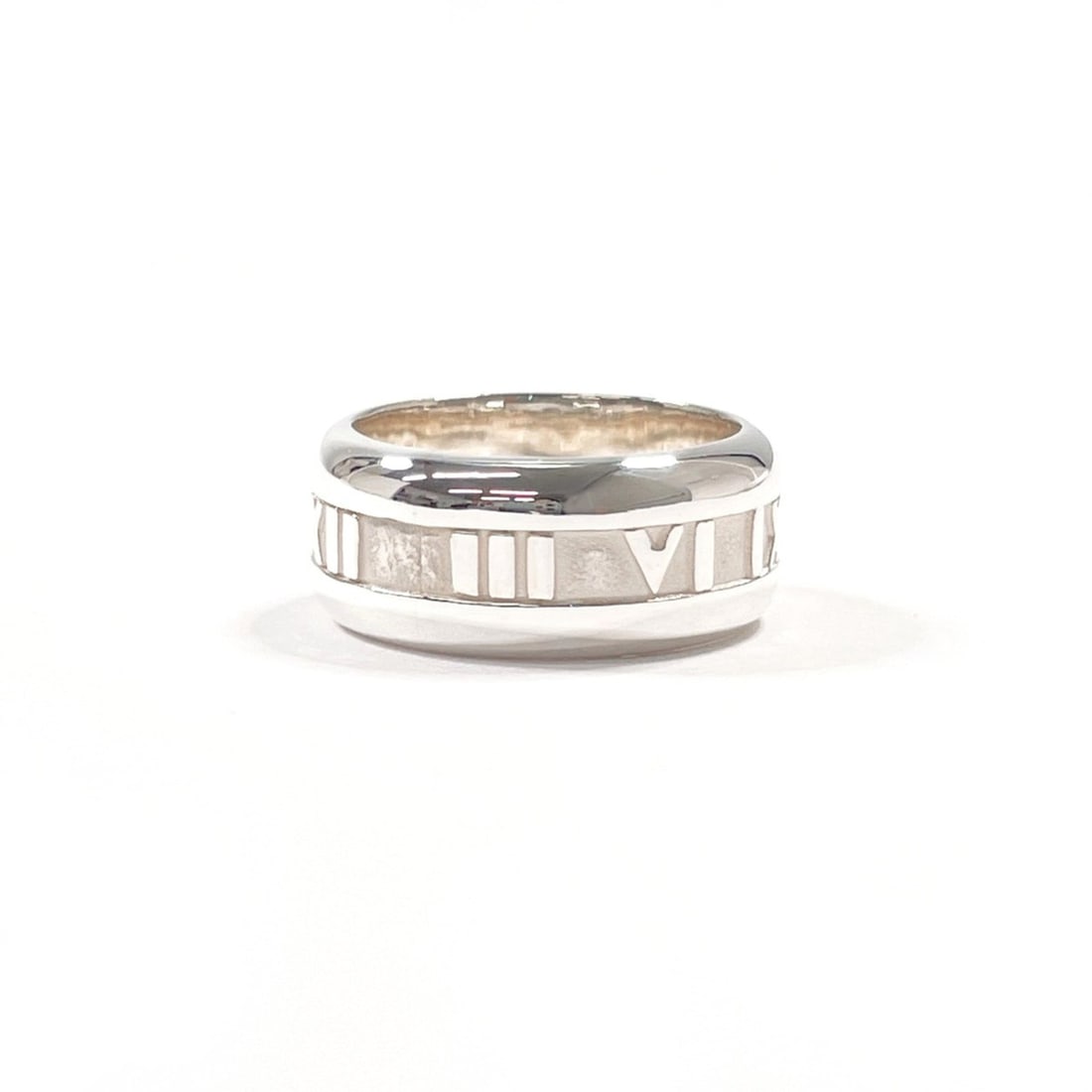 TIFFANY&Co. Tiffany Atlas Ring, Sterling Silver 925, Size 14, Unisex: --- Catalog ---Category: SizeJP Size: 14US Size: 7Category: DesignType: Band ringColor: SilverGender: Women,MenMaterial: Silver 925Category: GeneralBrand: Tiffany--- Item List ---Section: ConditionRan