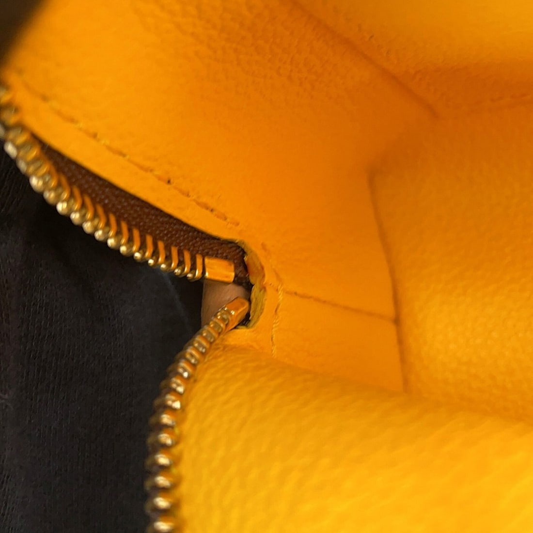Fendi strap - 9
