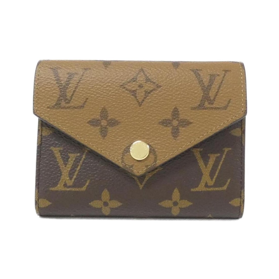 Louis Vuitton Monogram Reverse Portefeuille Victorine M81557 Wallet: --- Catalog ---Category: SizeSize (HxWxD): 9cm x 12cm x 2cm / 3.54'' x 4.72'' x 0.78''Category: DesignType: Wallet (bi-fold)Color: MarronGender: Men,WomenMaterial: Coated canvas Category: GeneralLine: